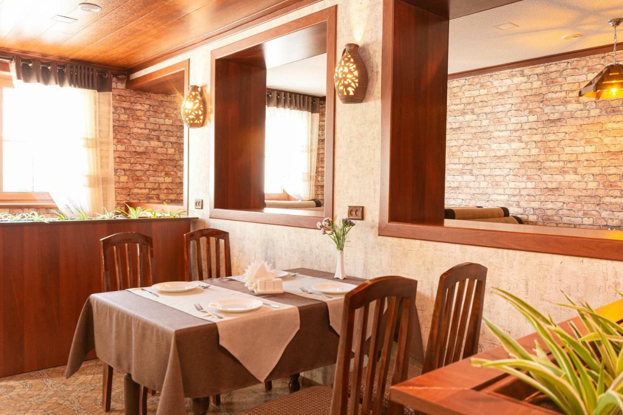 Voyage Hotel Фергана Екстер'єр фото